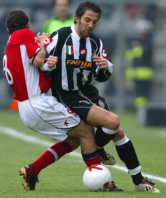 迪马济奥：马竞想用拉斯帕多里的收入求购马伦；罗马在等维拉回复报价