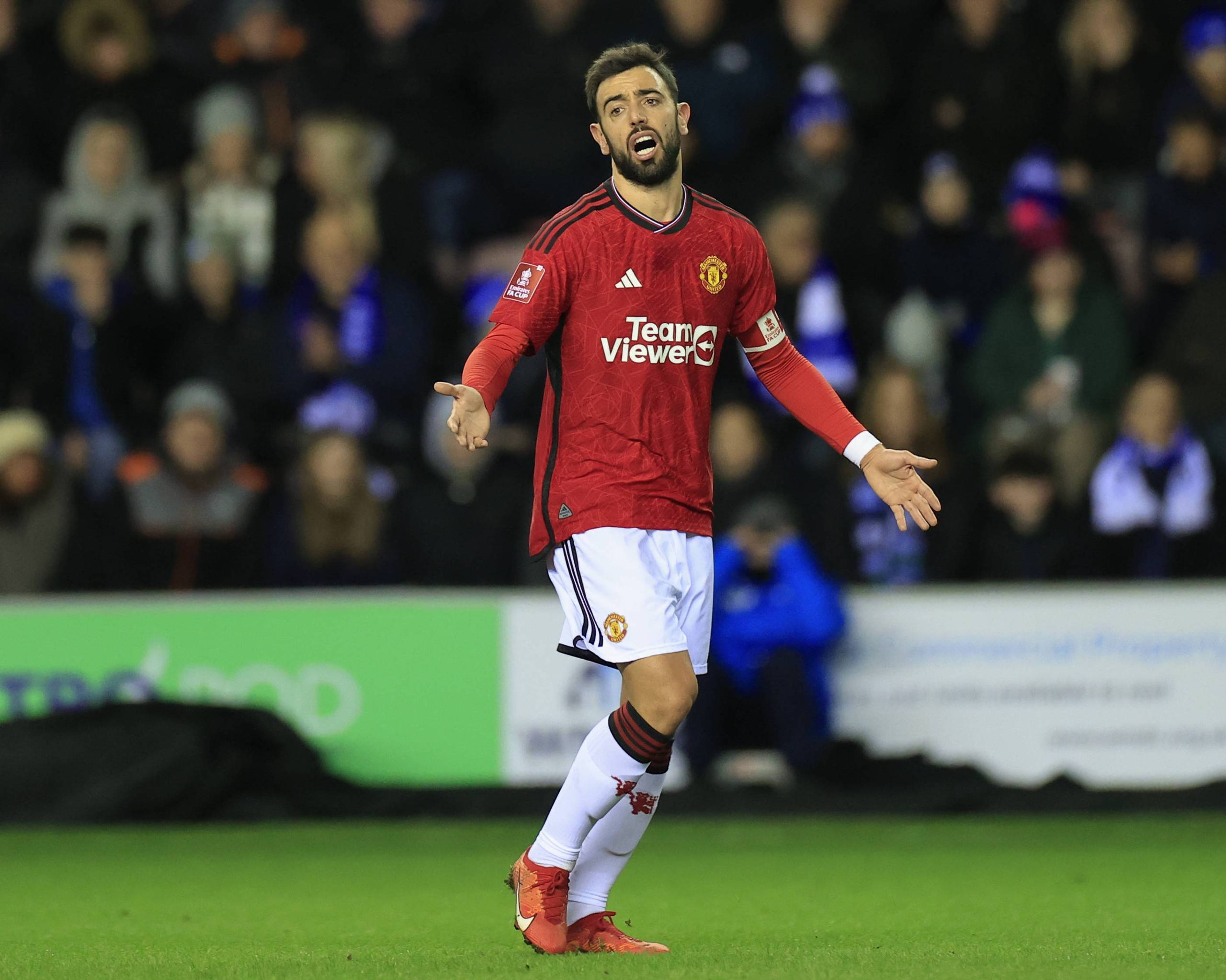 FIFA电竞战术体系深度拆解